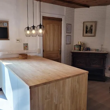 Troubadour24 Vakantiehuis Poperinge