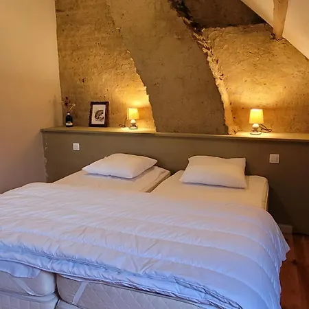 Hébergement de vacances Troubadour24 *